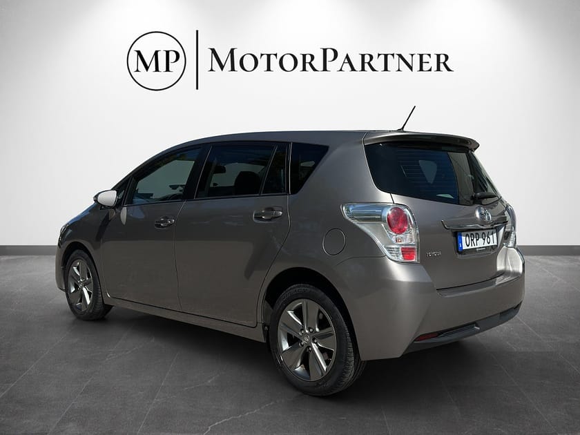 Bild 5 av Toyota Verso 1.8 S Edition 50 Automat Pano 7 sits Kamera