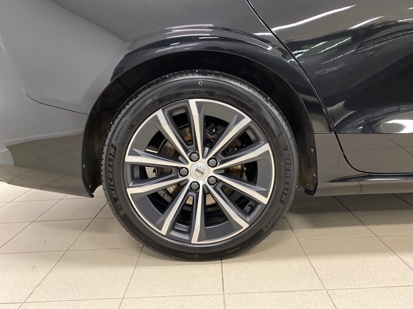 Bild 4 av Volvo V60 D4 AWD Momentum Advanced Edition