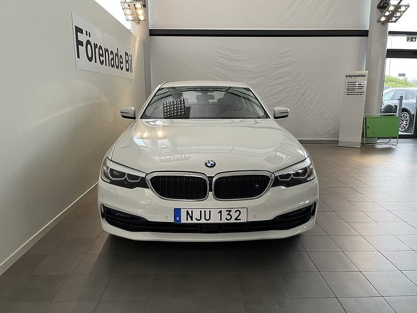 Bild 2 av BMW 530e iPerformance Sedan