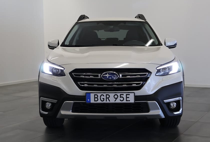 Bild 3 av Subaru Outback 2.5 4WD XFuel Adventure / V-Hjul / NYSERV / 1Ägare