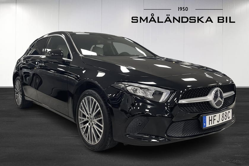 Bild 2 av Mercedes-Benz A 250 e Premiumpaket, Dragkrok, Adaptiv farthållare