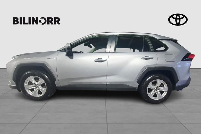 Bild 2 av Toyota RAV4 Hybrid AWD-i 2,5 ELHYBRID E-CVT ACTIVE V-HJUL