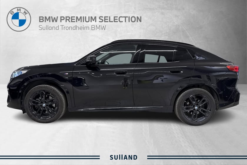 Bilde 2 av BMW iX2 xDrive30 ///M Sport/Head-Up/El.Sportseter/Panorama/HarmanK/Krok
