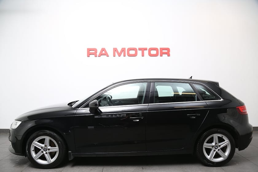 Bild 3 av Audi A3 Sportback 1,5 TFSI 150hk S Tronic Proline
