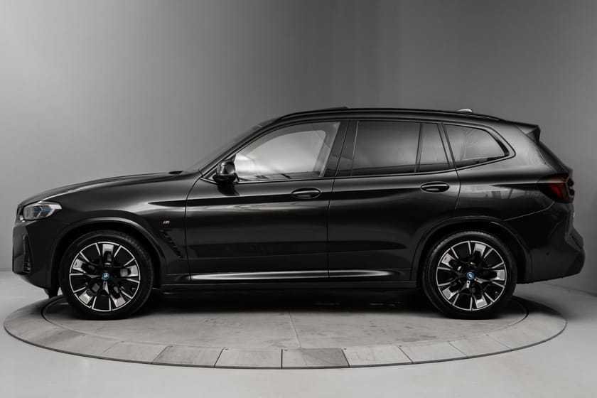 Bilde 2 av BMW iX3 M Sport