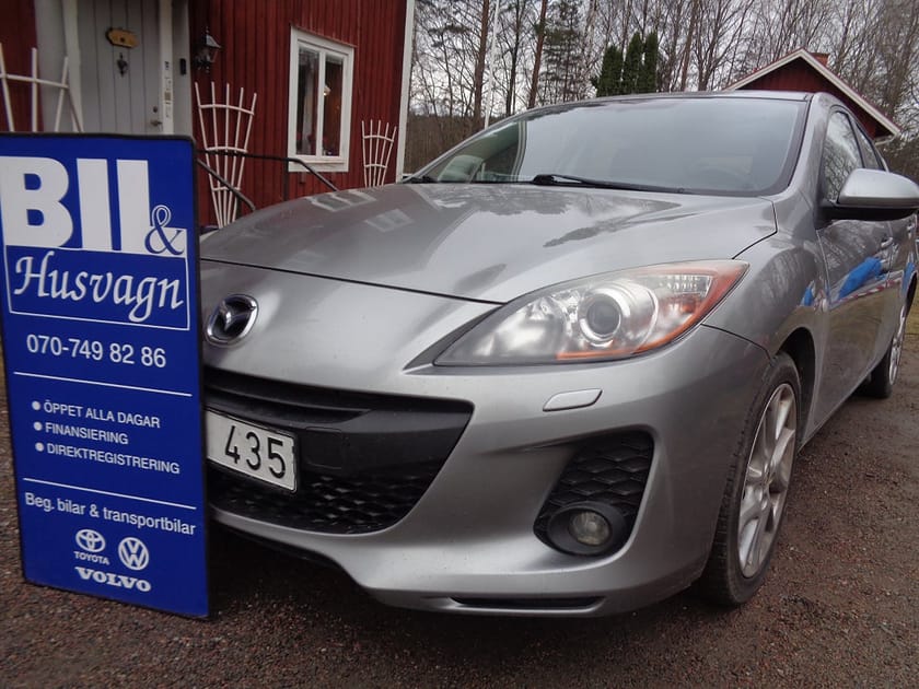 Bild 1 av Mazda 3 Sport 1.6 FARTH/NYSERVAD/FINANS/NYA BROMSAR/INBYTE
