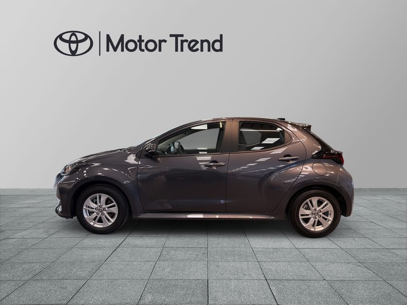 Bild 4 av Toyota Yaris Hybrid 115 1,5 5D ACTIVE KOMFORTPAKET OCH P-
