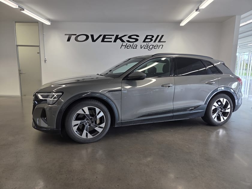 Bild 1 av Audi Q8 55 e-tron quattro