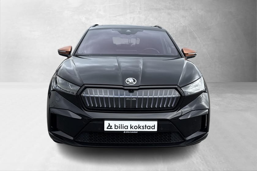 Bilde 2 av Škoda Enyaq iV 80x FoundersEdition,HUD,Skinn,H.feste,360kamera,lavKM
