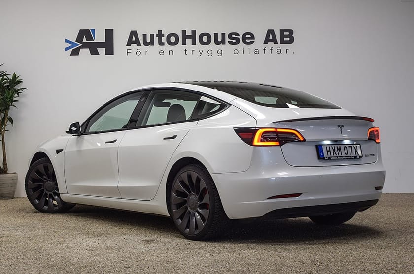 Bild 2 av Tesla Model 3 Performance 513HK Ryzen Utökad Autopilot EAP 4,99% Ränt