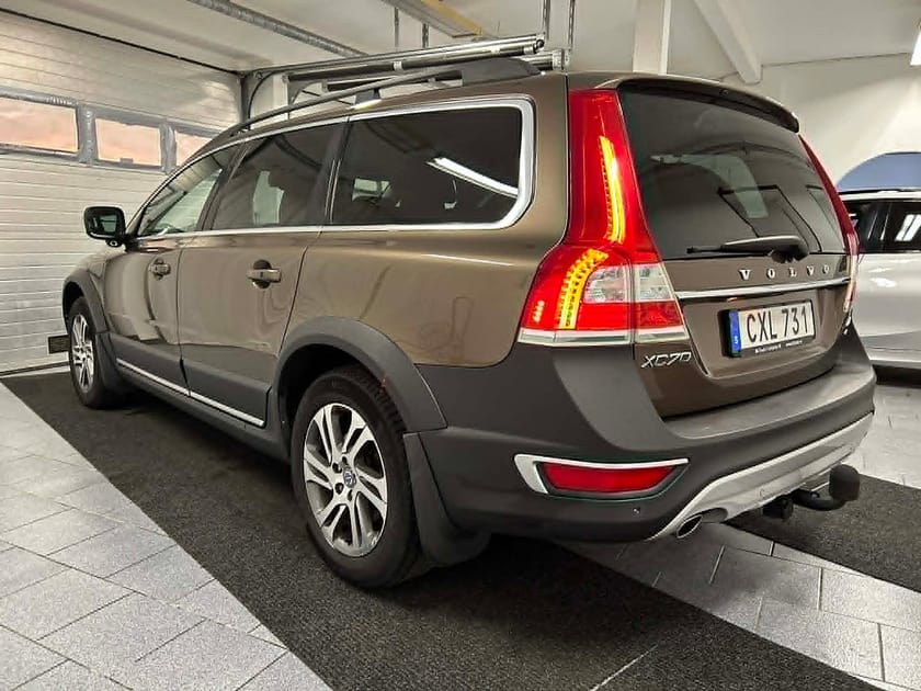 Bild 4 av Volvo XC70 D4 AWD 181 hk Summum Euro 5 Drag S/V Fullservad Manuell