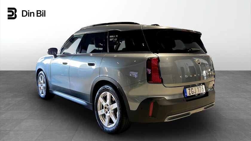 Bild 3 av MINI Countryman SE ALL4 313HK / Panorama