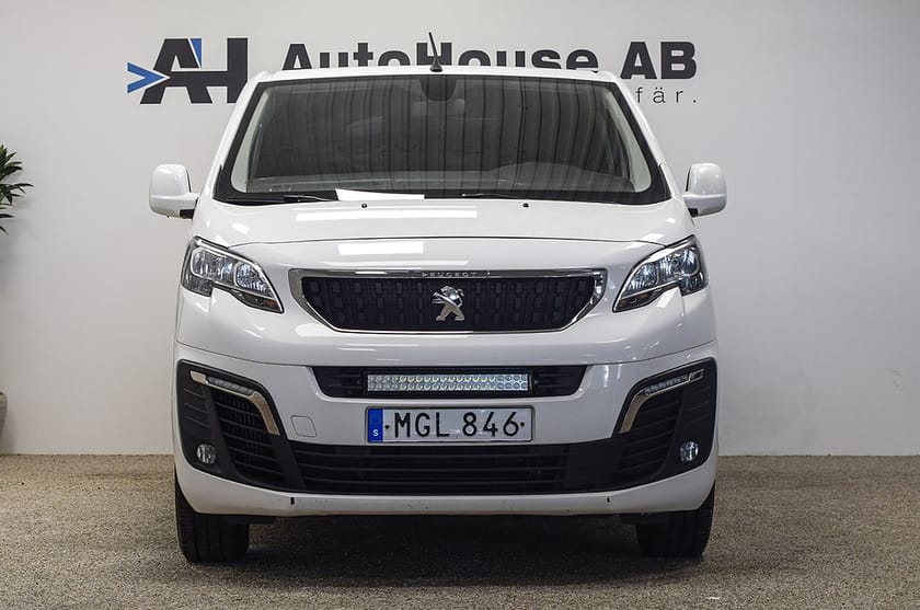 Bild 4 av Peugeot Expert Panel Van 1.2t BlueHDi 177HK Värmare Krok Kamera CarPla