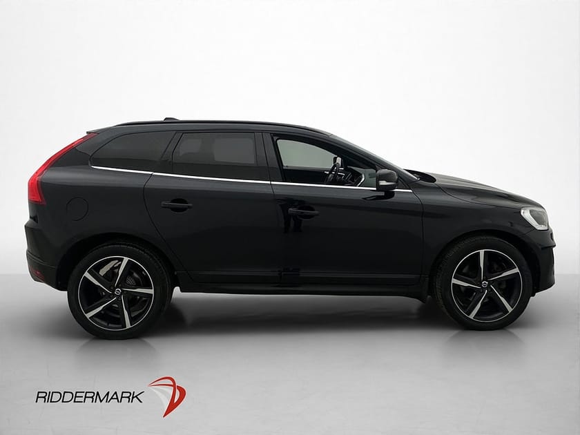 Bild 4 av Volvo XC60 D5 AWD R-Design Black BE Pro Pano H/K Kamera Drag