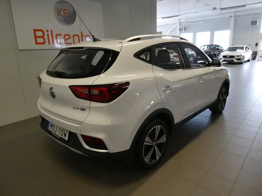 Bild 4 av MG ZS EV Skinn-Pano-Kamera-Navi-Carplay-SoV