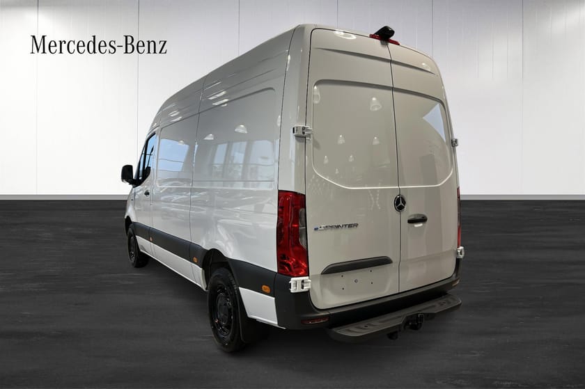 Bild 2 av Mercedes-Benz eSprinter 414 81 kWh