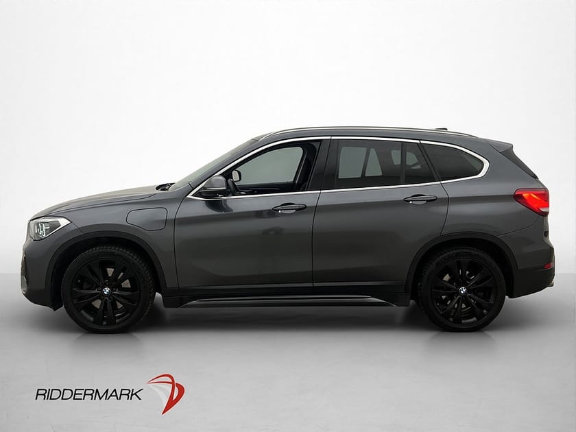 Bild 4 av BMW X1 xDrive25e 220hk Sport Line Drag Navi Kamera Halvskinn