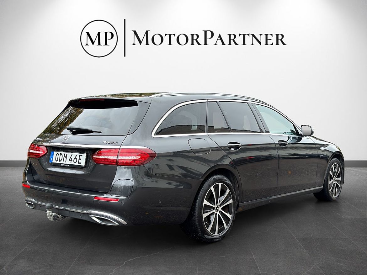 Mercedes-Benz E 300 T de 4MATIC, bild 8 av 19