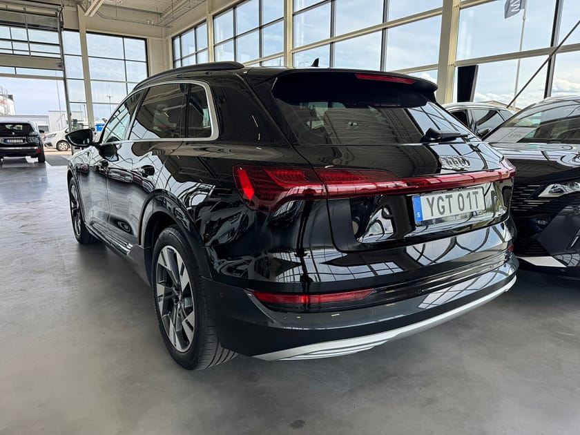 Bild 3 av Audi e-tron 50 quattro Proline | Drag | Backkamera | Skinn |