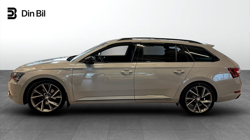 Bild 2 av Škoda Superb Kombi Sportline 2.0 TDI 4X4 Värmare Drag 190HK