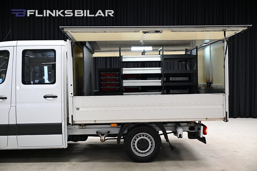 Bild 5 av Mercedes-Benz Sprinter 316 CDI Chassi Crew Cab 7G+ 163HK Automat|Kåpa|Inredd|3.5Ton-drag|Moms