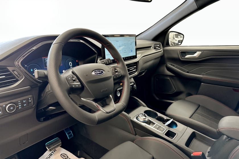 Bild 5 av Ford Kuga Plug-In Hybrid ST-Line X 2.5 FWD 243hk Black Edition