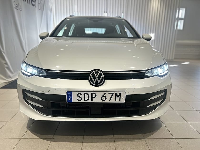 Bild 2 av Volkswagen Golf Sportscombi Sportsvan SC LIFE 1.5 eTsi 150hk Drag|B-Kamera