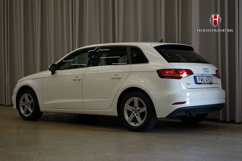 Bild 4 av Audi A3 Sportback 30 TFSI Proline Carplay Adaptiv Farthållare