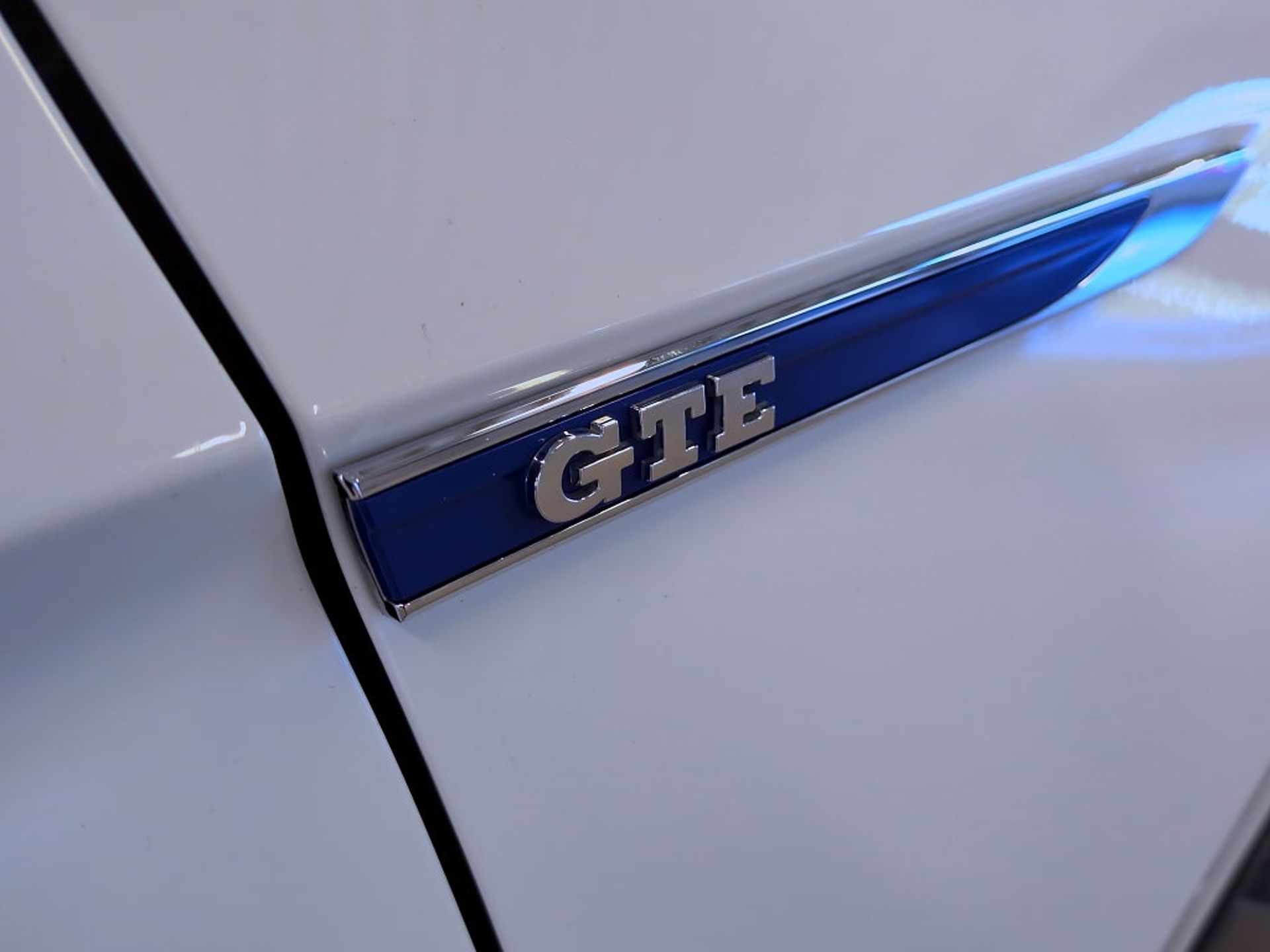 Volkswagen Passat 2020, photo 6/10