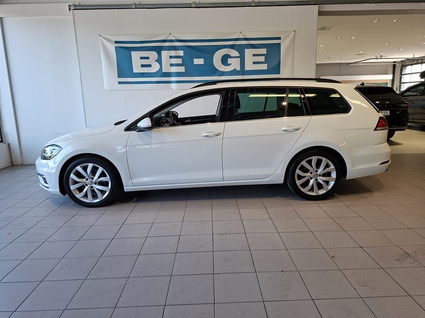 Bild 2 av Volkswagen Golf Sportscombi 1.4 TSI 150HK Drag Värmare Backkamera