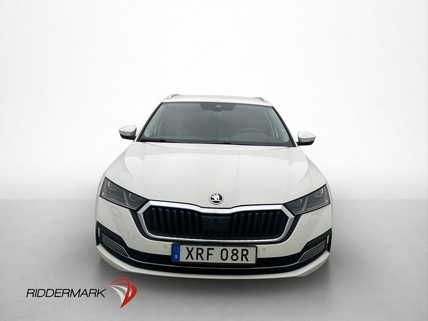 Bild 2 av Škoda Octavia Kombi iV Skoda 204hk Cockpit P-Värmare B-Kamera Carplay