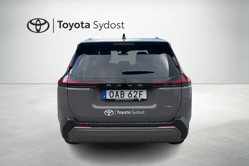 Bild 4 av Toyota RAV4 Hybrid AWD-i Executive 360 Kamera, Skinn, P-sensorer, Uppvärmda och ventilerade stolar fram