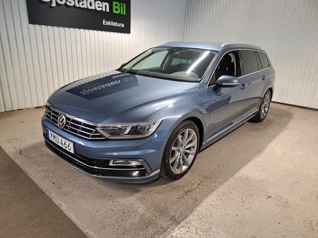 Volkswagen Passat Sportscombi 2.0 TDI R-Line Cockpit/Värm/Ad Farth/Drag