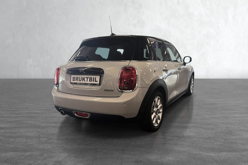 Bilde 5 av MINI Cooper 5-dørs Automat / Mye utstyr