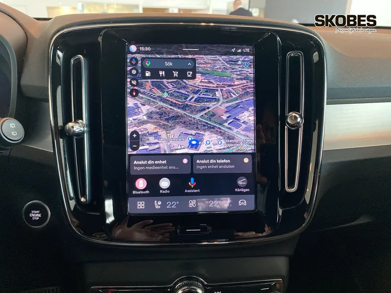 Volvo XC40 B4 FWD Bensin Core SE II Momsbil, Backkamera, Bränslevärmare