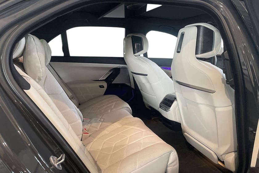 Bild 4 av BMW 750e xDrive