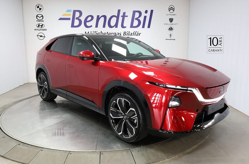 Bild 1 av Mazda CX-6e 78 kWh | Takumi | Vinterhjul & Service | 3.99% RÄNTA