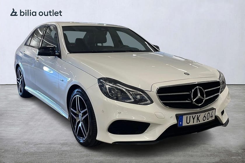 Bild 4 av Mercedes-Benz E 220 BlueTEC 4MATIC AMG-Sport Night Pkg / 1-ägare / H/K