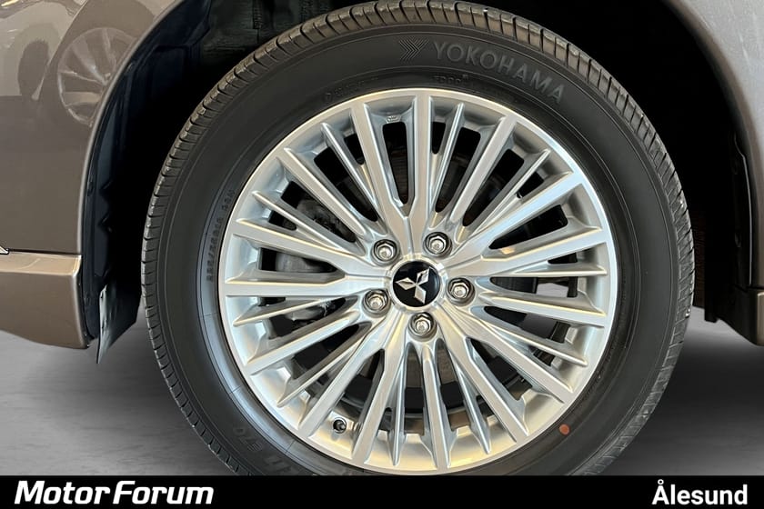 Bilde 5 av Mitsubishi Outlander PHEV -LAV KM-INSYLE+-GARANTI TIL 31.3.2027-