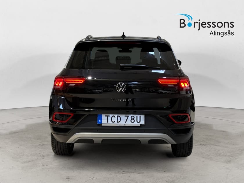 Bild 4 av Volkswagen T-Roc TSI 110hk Drag/Backkamera/Tonade rutor