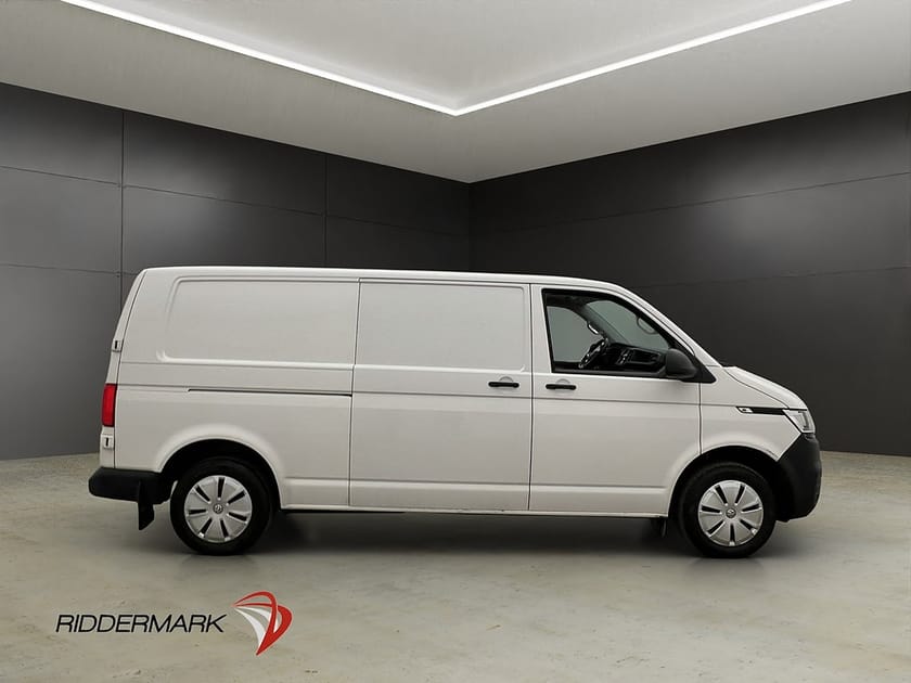 Bild 2 av Volkswagen Transporter L2 Värmare Drag B-Kamera CARPLAY Moms