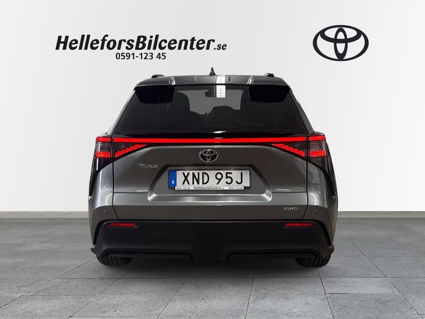 Bild 4 av Toyota bZ4X 