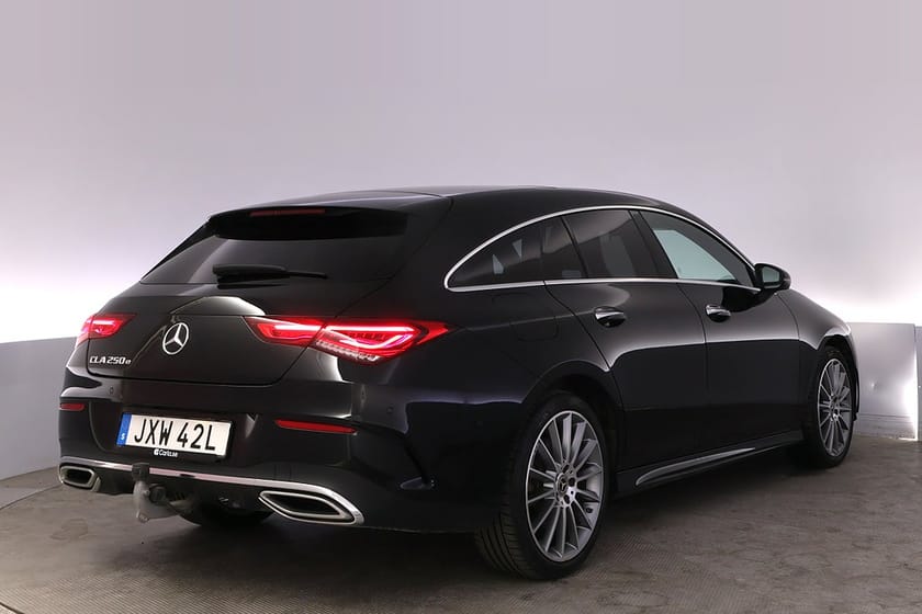 Bild 5 av Mercedes-Benz CLA 250 e Shooting Brake AMG Pano Kamera Drag