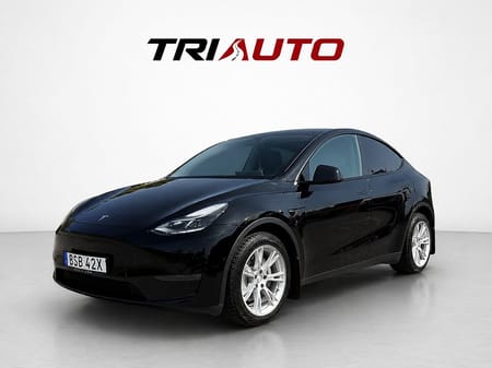 Tesla Model Y Long Range AWD 514hk Premium Pano Dragkrok Värmepump