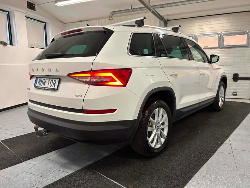 Bild 2 av Škoda Kodiaq Skoda 2.0 TDI 200 hk DSG 4x4 Businessline Drag Kamrem bytt
