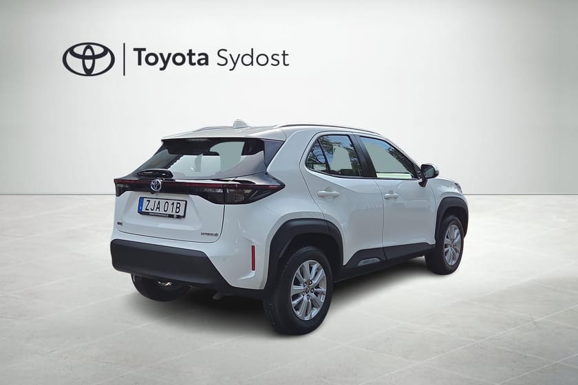 Bild 2 av Toyota Yaris Cross Hybrid Active 116hk  Backkamera, P-sensorer fram och bak, Rattvärme, Adaptiv farthållare mm.