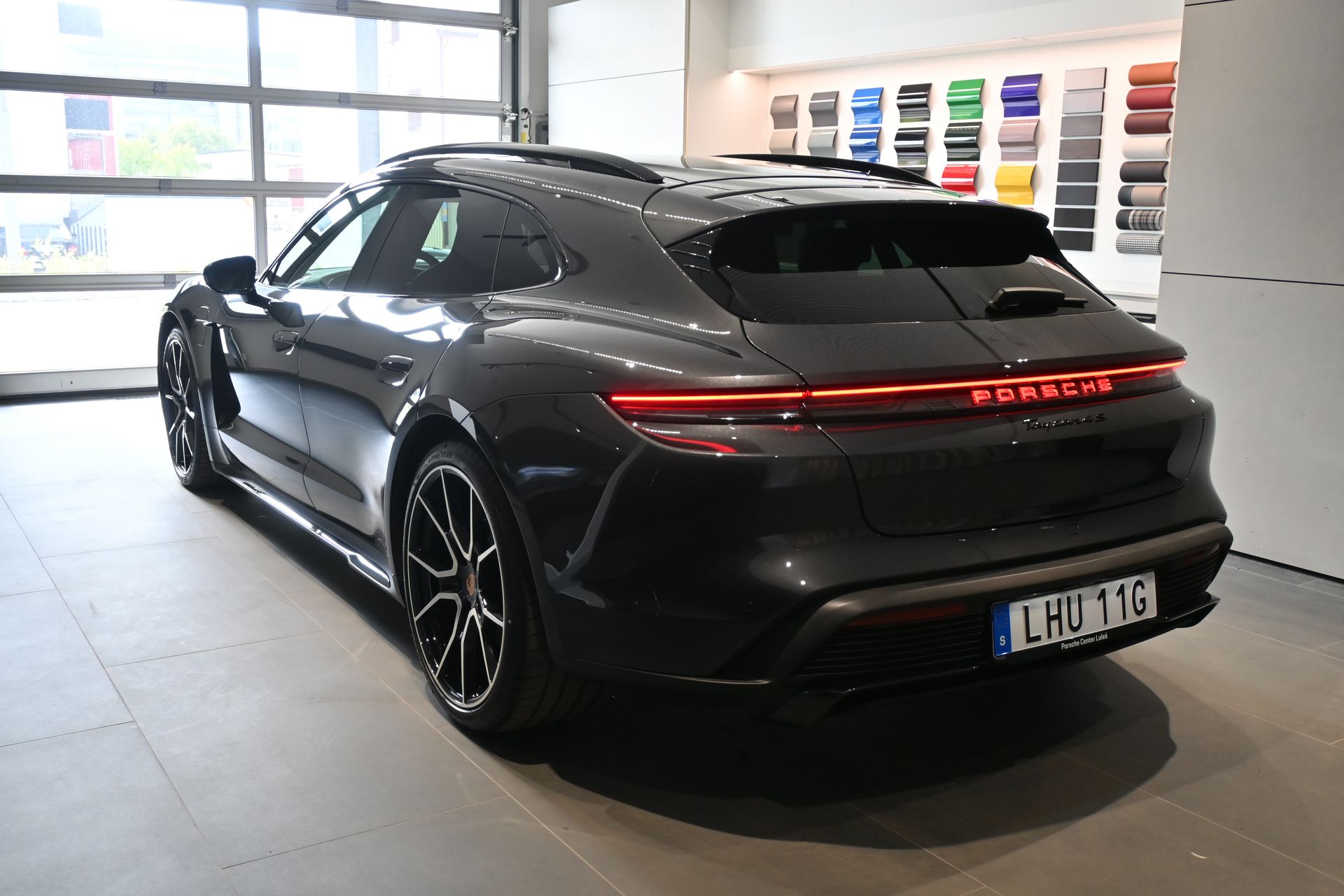 Porsche Taycan 2026, bild 6/37