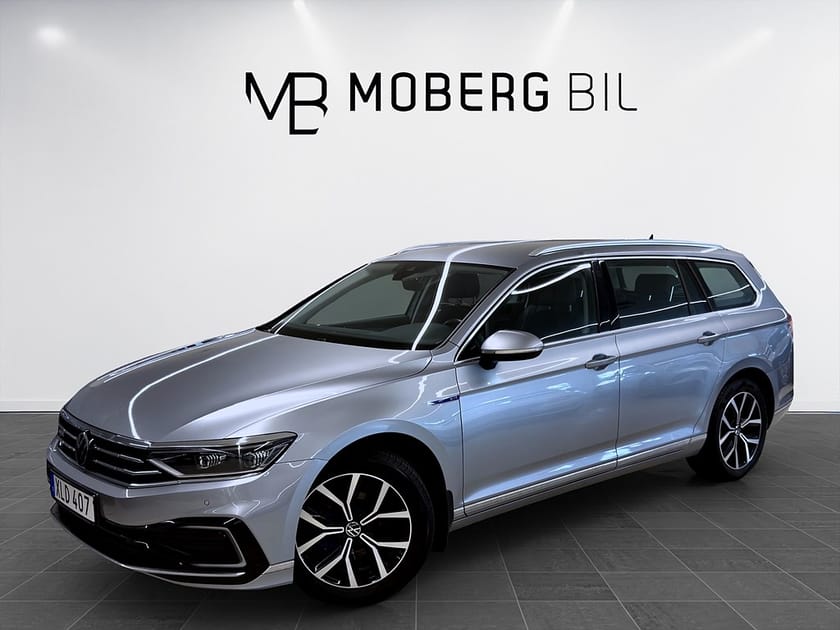 Bild 1 av Volkswagen Passat Sportscombi GTE SC 218hk Helg på Moberg! Executive Nappa B-Kamera