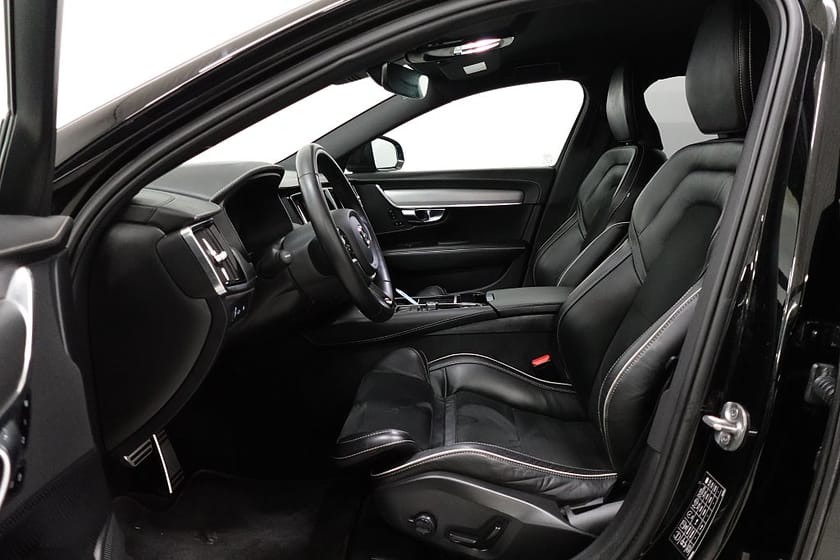 Bild 4 av Volvo V90 Recharge T6 AWD R-Design P-Värme Adap-F Drag Kamera