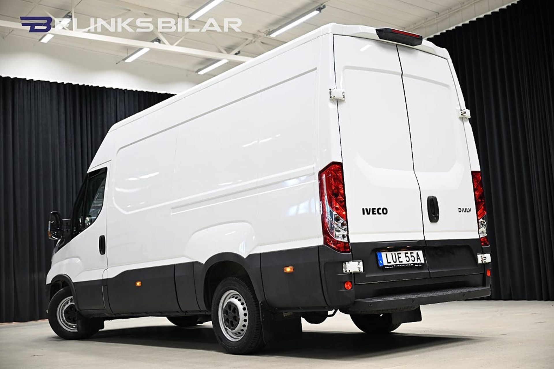 Iveco Daily 136HK Automat 2023, bild 4/27